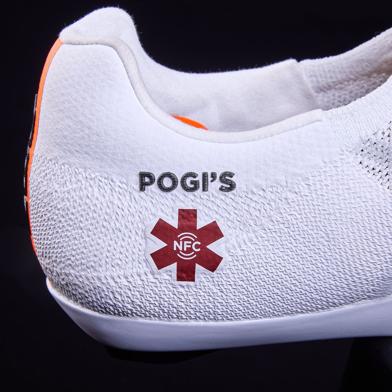 DMT Pogi's 2025 White Road Shoes | Alltricks.com