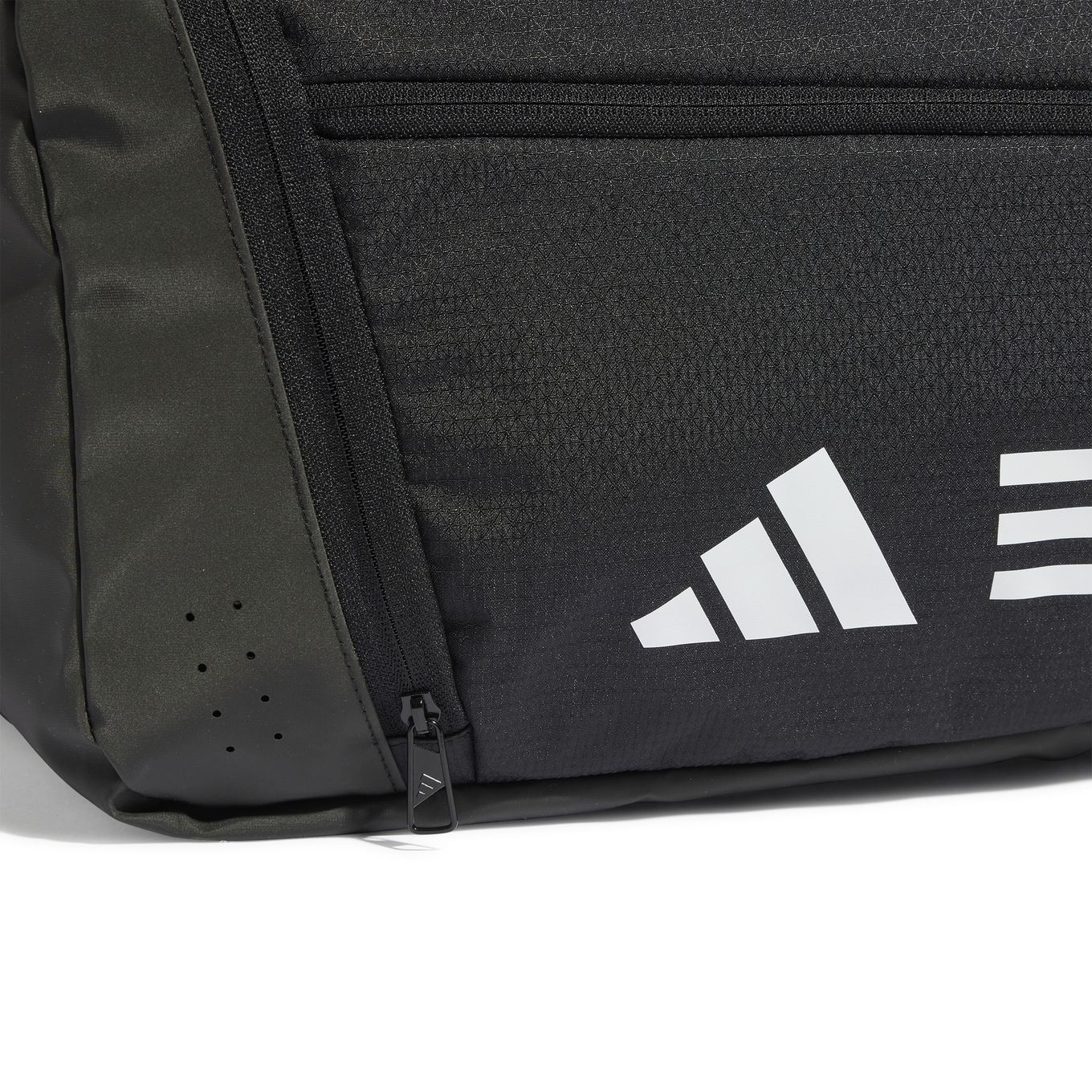 Adidas Essentials 3-Stripes Medium Sports Bag 51.5 L Black