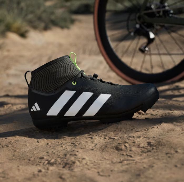 Adidas The Gravel 2.0 Shoes Black / White | Alltricks.com