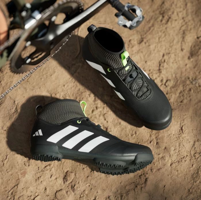Adidas The Gravel 2.0 Shoes Black / White | Alltricks.com