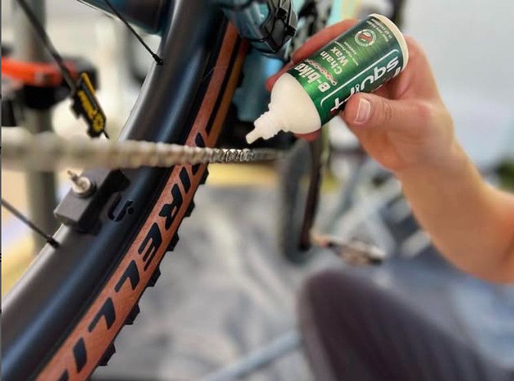 Cire Pour Chaîne E-Bike Squirt - 500 Ml, Lubrifiant Longue Durée, Protection Contre L'Usure