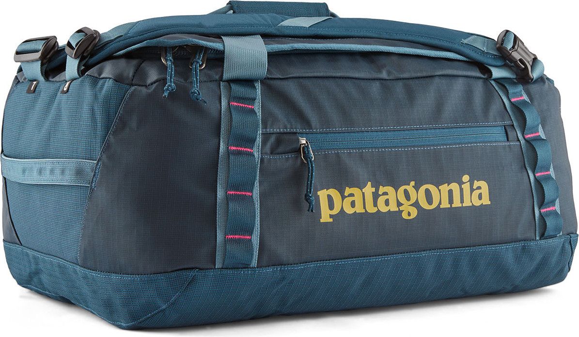 patagonia black hole duffel azul 70L Smolder Blue  Madison River Fishing Company is crafted by the renowned brand Patagonia Patagonia Black Hole Duffel 40L