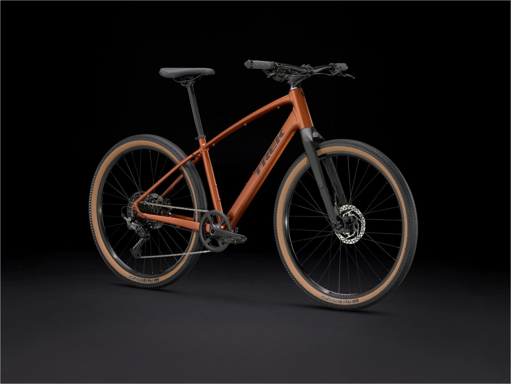 Trek Dual Sport 3 Equipped Fitness Bike Shimano CUES 10V