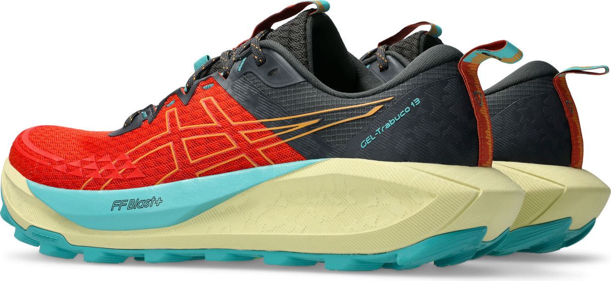 Asics Gel-Trabuco 13 in trail running situation