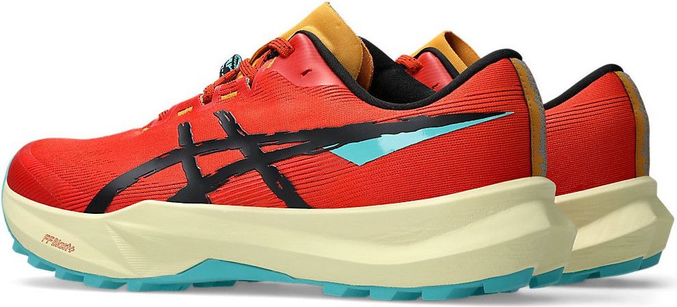 Asics Fuji Lite 6 en action sur sentier
