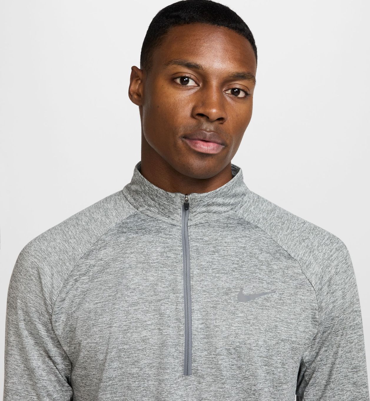 Men's Nike Dri-Fit Stride Grey 1/2 zip top | Alltricks.com