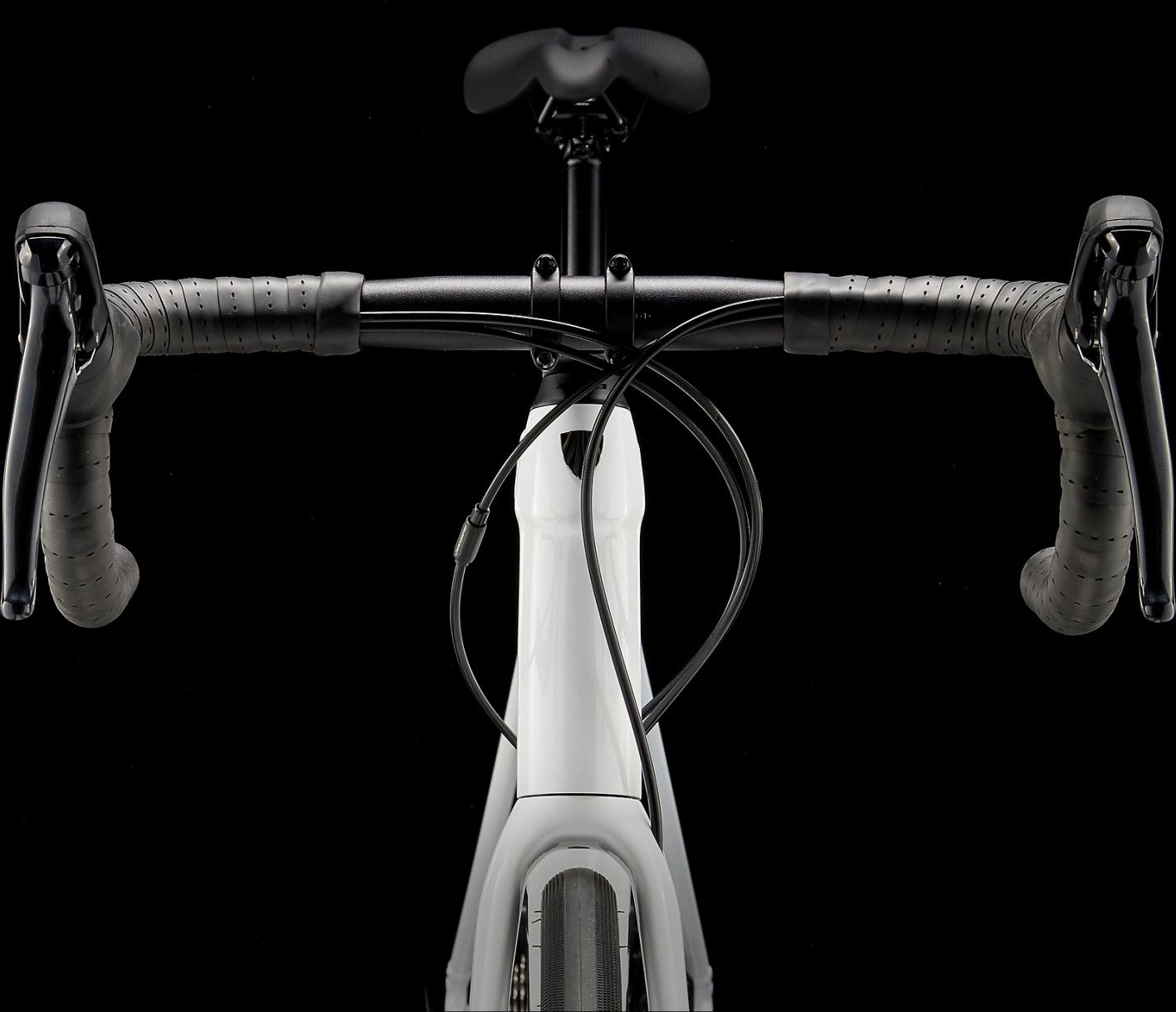 Trek Domane AL 3 Disc Road Bike Shimano Sora 9V 700 mm White 2023