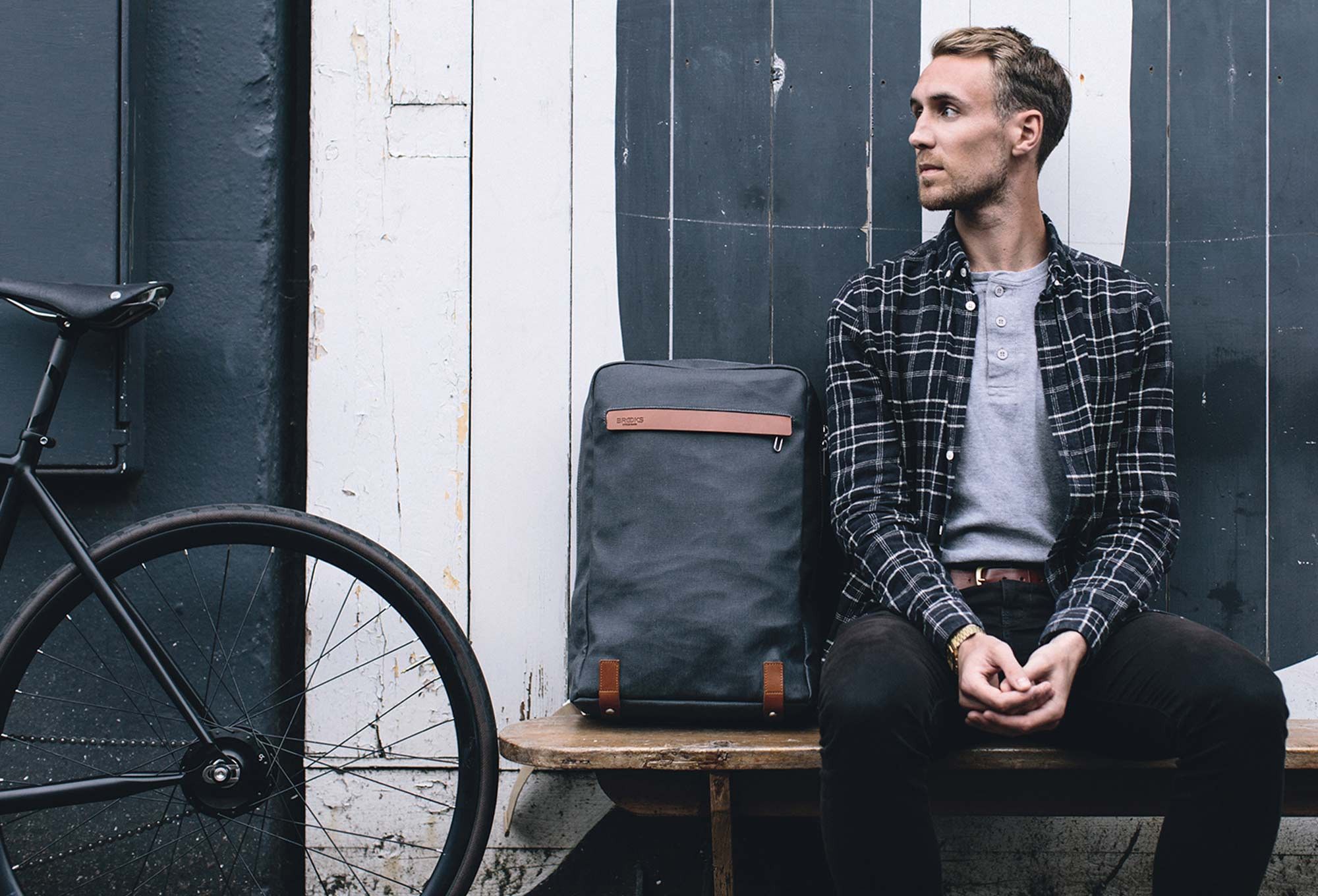 Brooks Pickzip Backpack Total Black Alltricks