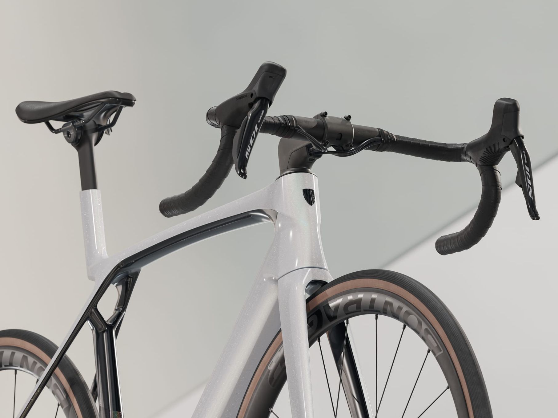 Trek Madone SL 6 Shimano 105 Di2 12S 700 mm Road Bike White Gen. 8
