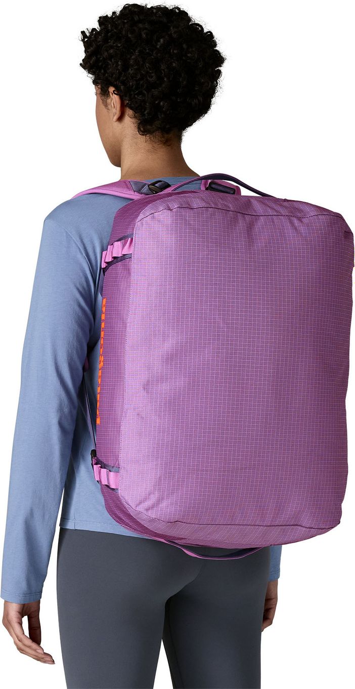 patagonia black hole cube purple 3L Crafted from 100% recycled polyester Patagonia Black Hole 3L Cube