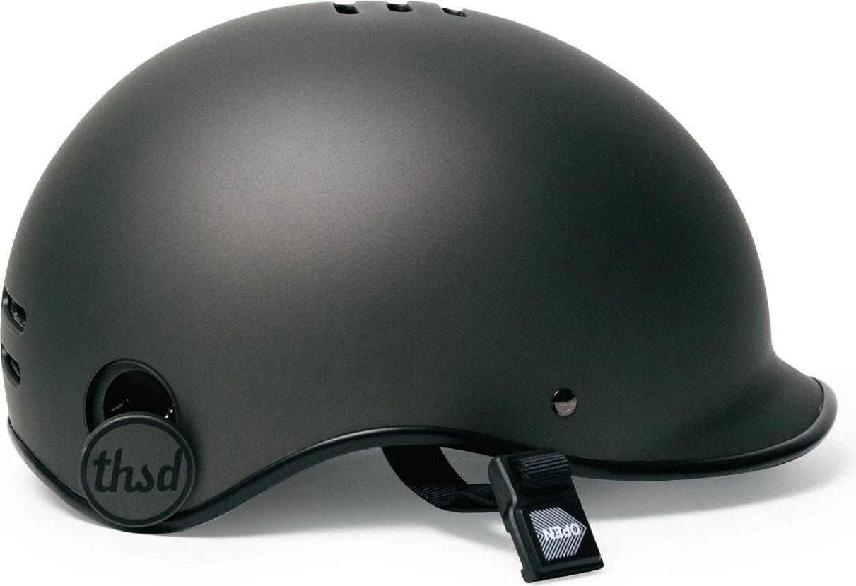 Deals thousand stealth black helmet