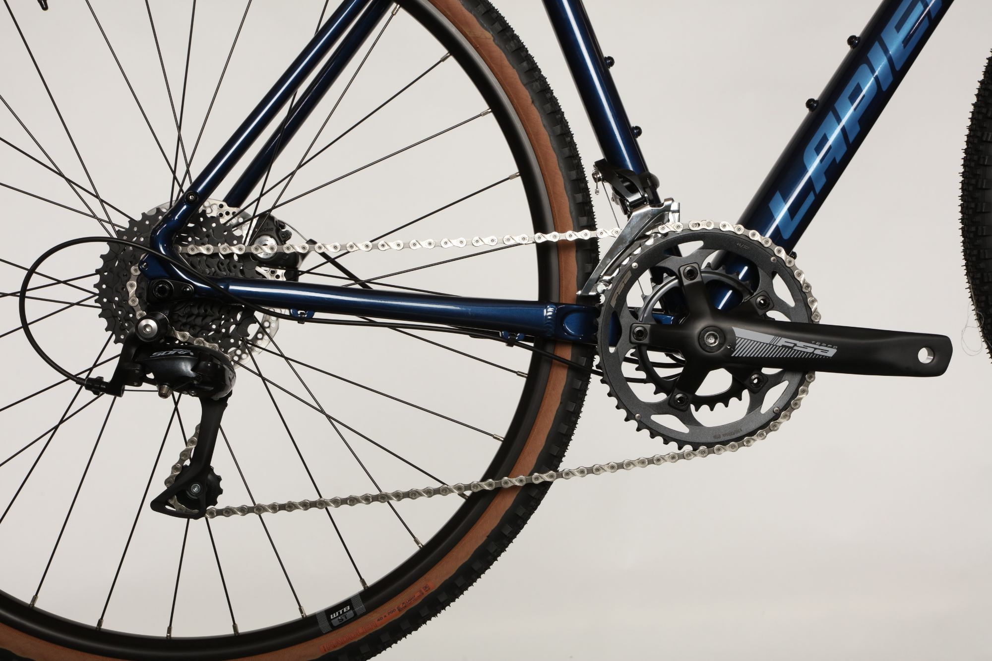 Lapierre Crosshill 2.0 Gravel Bike with Shimano Sora 9-speed and