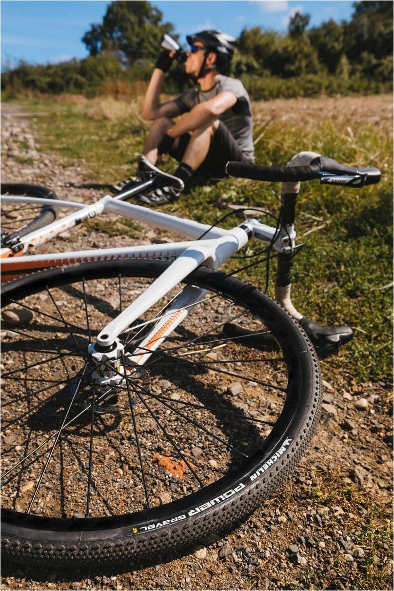 Stark gravel 700. Wtb horizon fat 650b 47cc. Gs 395. Gs 395. Stark gravel 700.