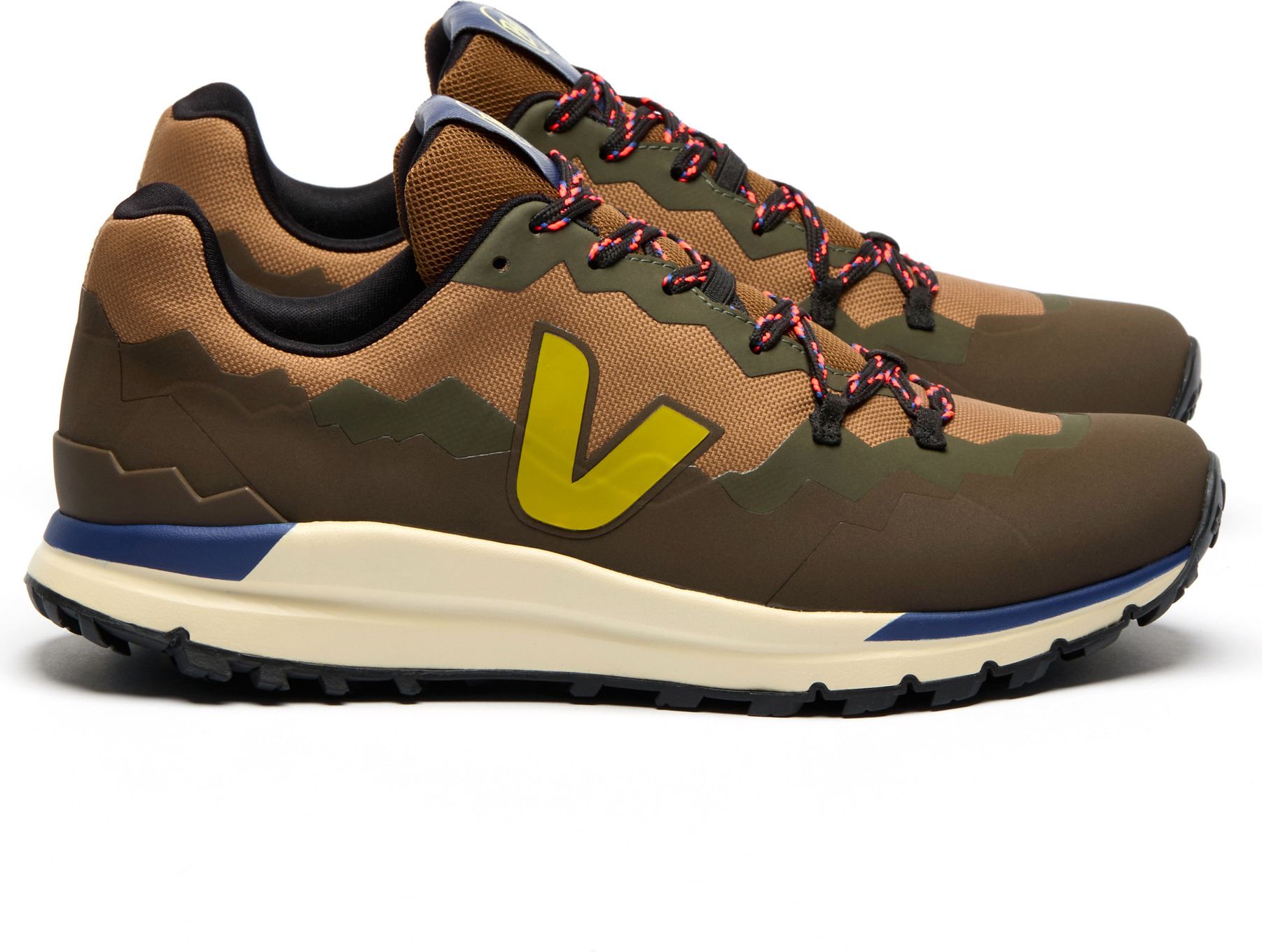 Veja Fitz Roy Trek-Shell x Buff Marron Unisex Hiking Shoes