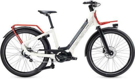 a golfer's assistant who carries their gear Proud Caddie Golf Tournament Match Game Giro Verce MIPS Women's ebike women Model:Rail 5