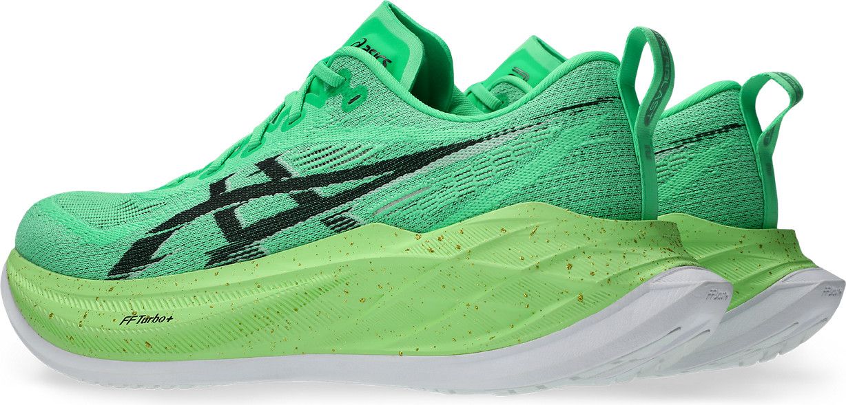 Asics Superblast 2 in action