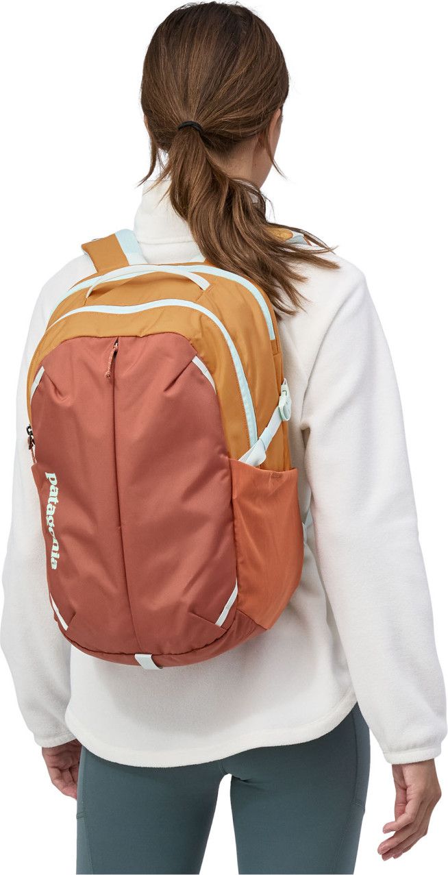 Patagonia Refugio Daypack 26L Orange Unisex Backpack Alltricks