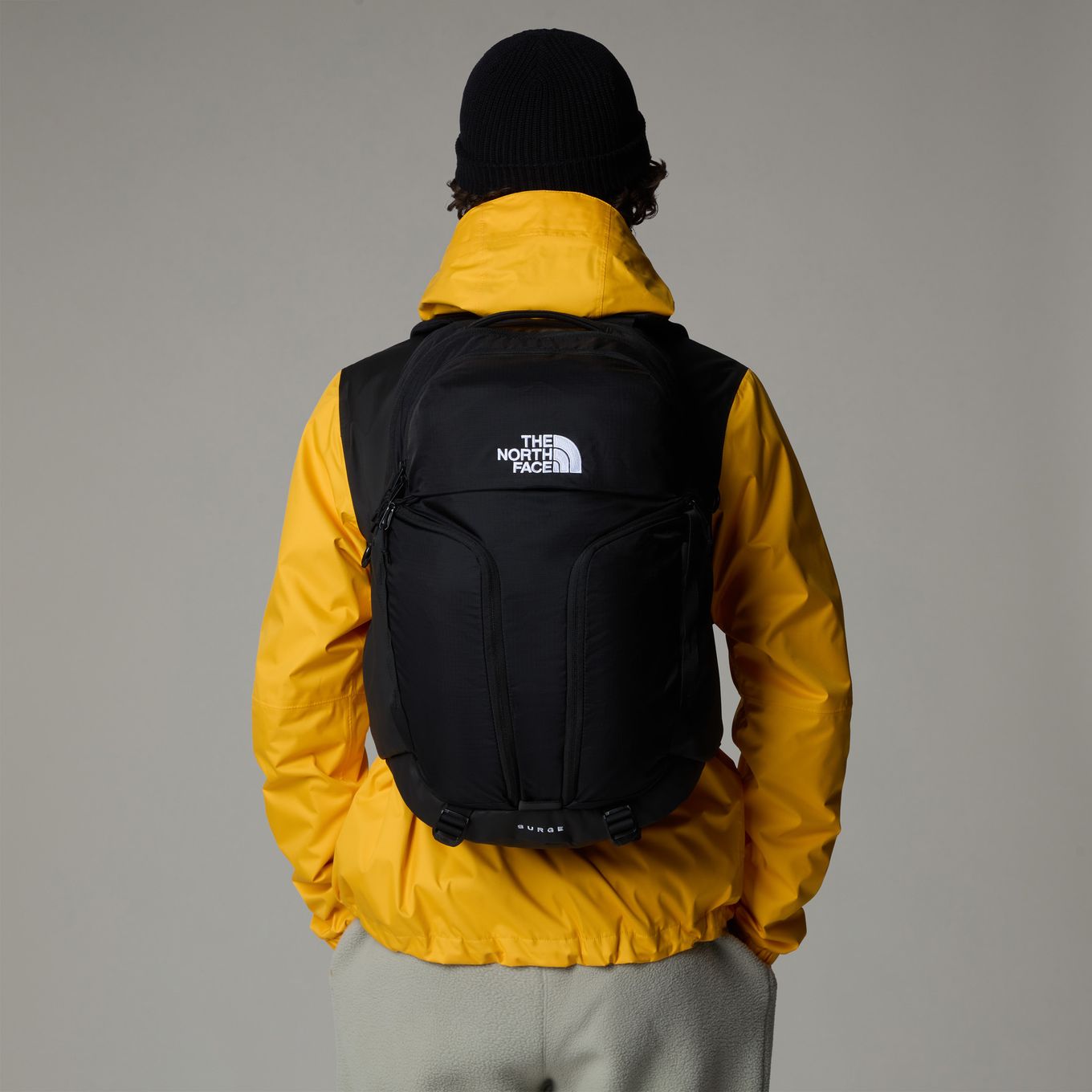 The North Face Surge 31L Backpack Black | Alltricks.com