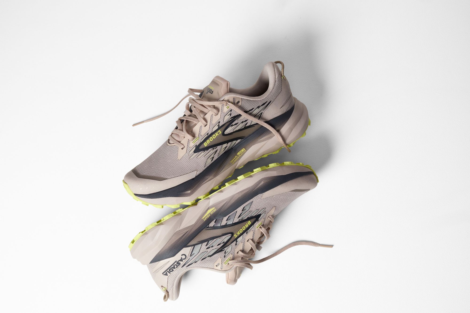 Brooks Cascadia Mountain Trail Shoes - Gray with Yellow Accents Brooks Cascadia 19 Beige/Yellow Men main image 3