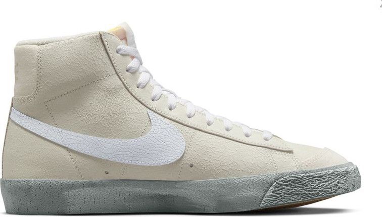 Nike blazer 6pm hotsell