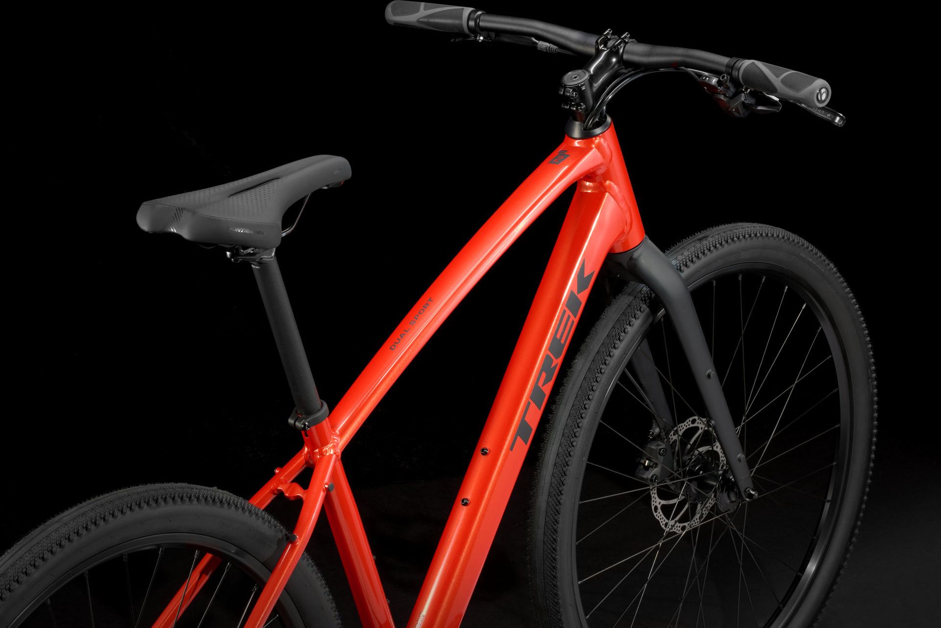 Trek Dual Sport 2 Shimano CUES 9-Speed 27.5