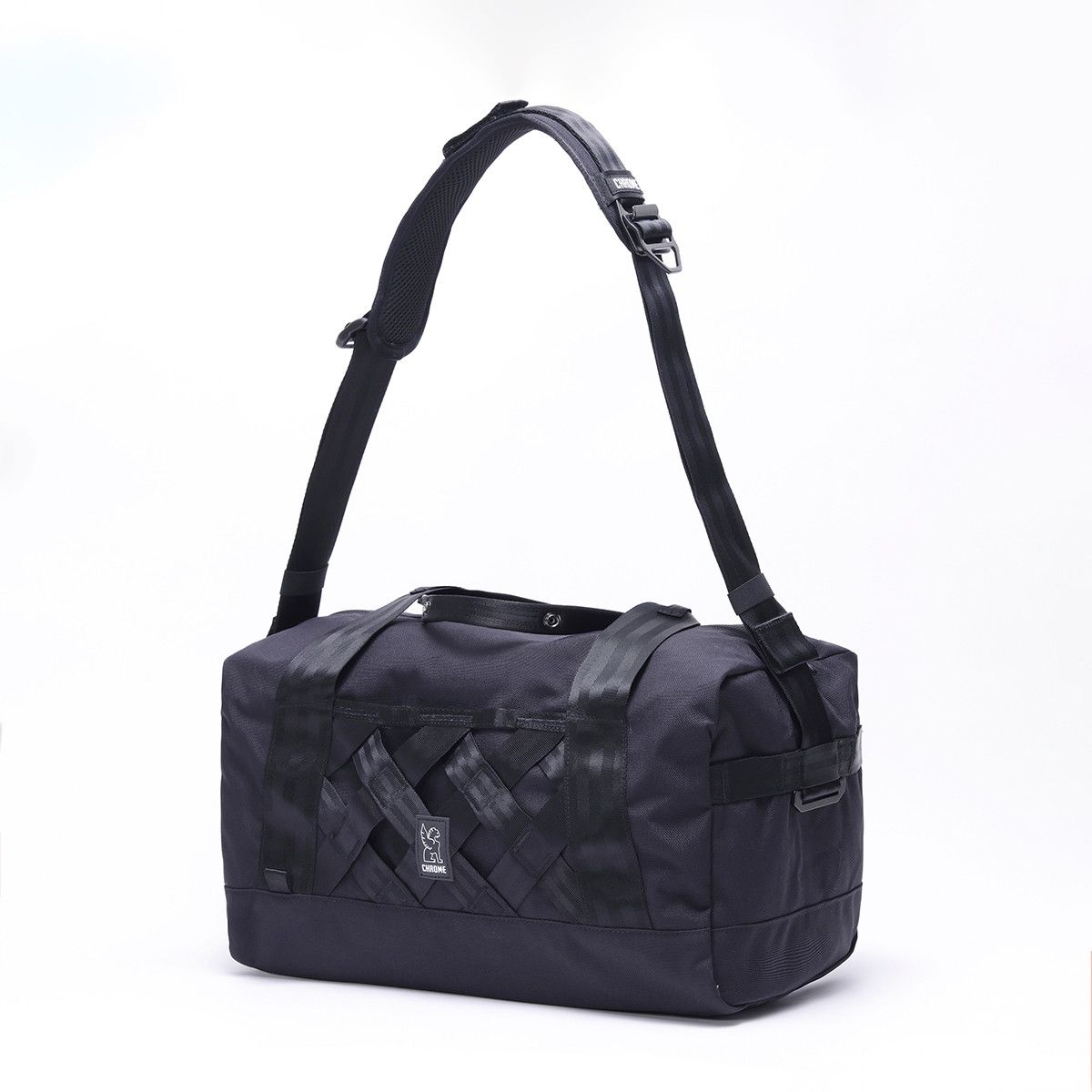 Chrome Barrage 32L Duffle Sport Bag Black | Alltricks.com