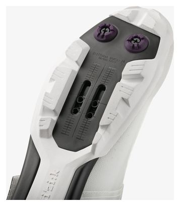 Scarpe da MTB Fizik Ferox 2 in carbonio, bianco/grigio chiaro