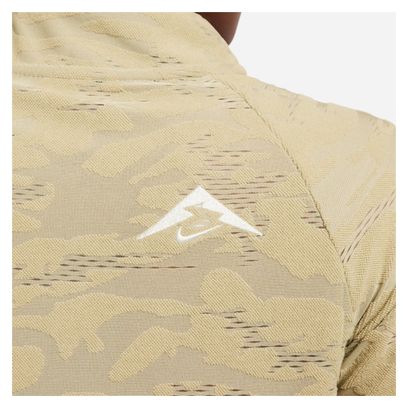 Camiseta Térmica Nike Dri-Fit Trail Caqui, 1/2 Cremallera, Mujer