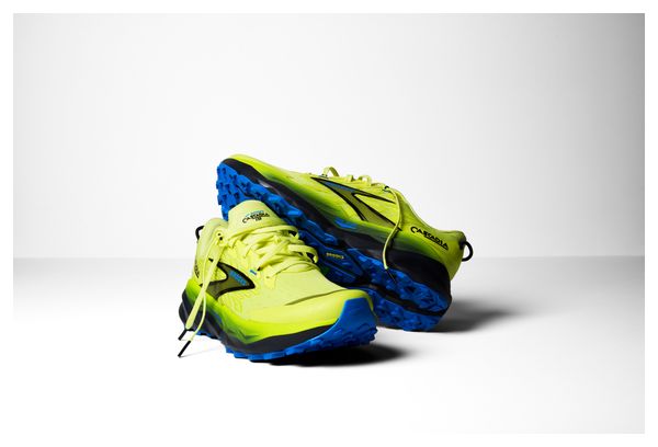 Zapatillas Trail Brooks Cascadia 19 Amarillo/Azul, Hombre