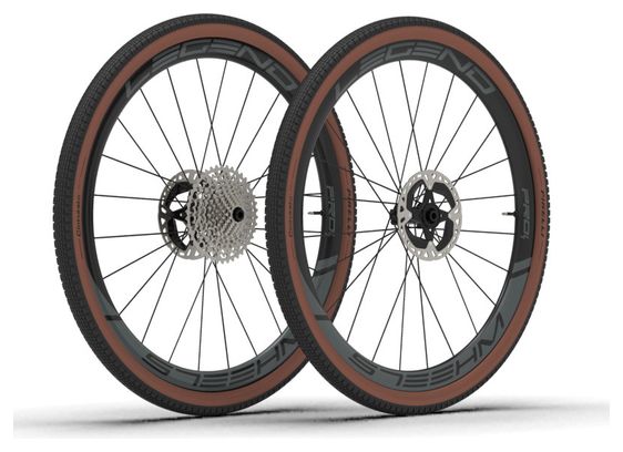 PAIRE DE ROUES | LEGEND WHEELS | 39H GRAVEL PRO⁴ | DISC 12X100- 12X142MM | CENTERLOCK | DT SWISS 240 EXP | SHIMANO/SRAM