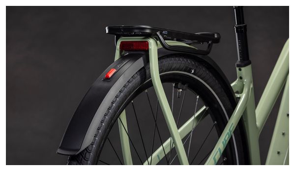 VTC Électrique Cube Kathmandu Hybrid One 800 Trapeze Shimano Cues 10V 800 Wh 700 mm Vert Pea 2026