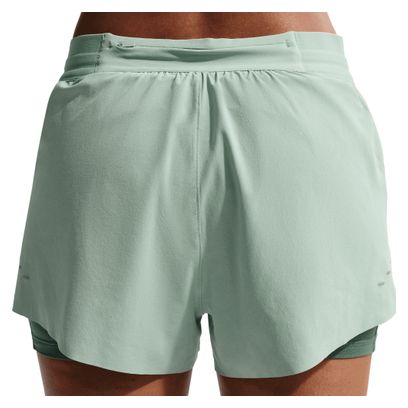 Pantaloncini 2 in 1 Nike Swift da donna, verde