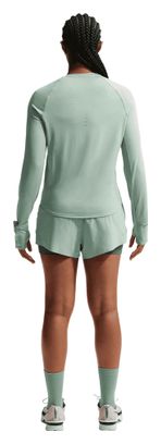 Pantaloncini 2 in 1 Nike Swift da donna, verde