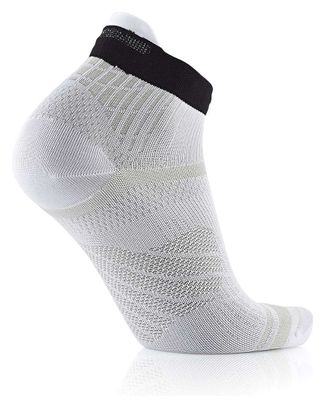 Chaussettes fines conçues pour la course à pied sur route - Run Feel