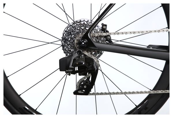 Trek Madone SL 6 Sram Rival AXS 12V 700 mm Nero Bicicletta da strada di 8a generazione