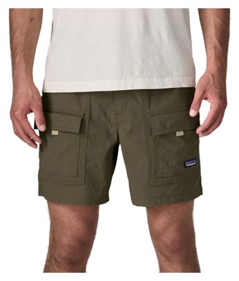 Pantalones cortos Patagonia Outdoor Everyday 6 in. Verde Hombre