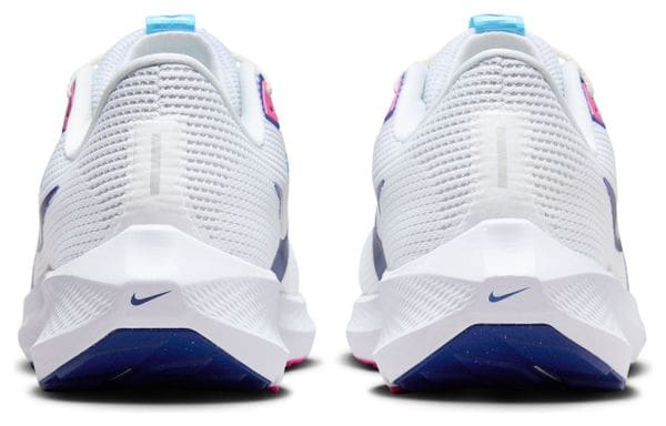 Nike Air Zoom Pegasus 40 Wit Blauw Roze Hardloopschoenen