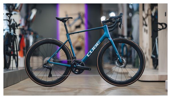 Cube Attain C:62 SLT Rennrad Shimano Ultegra Di2 12S 700 mm Schaltung Mint Blau 2026