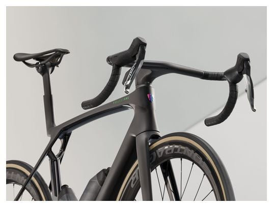 Vélo de Route Trek Madone SLR 9 Sram Red AXS 12V 700 mm Noir Gén. 8 - Vélo d'Exposition
