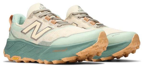 Trailrunning-Schuhe New Balance Fresh Foam X Hierro v9 Beige/Grün Damen