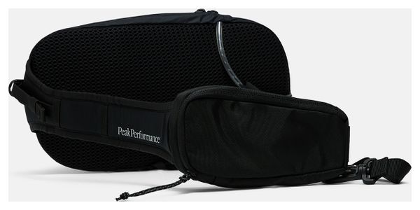 Peak Performance 4.5L Shoulder Bag, Black