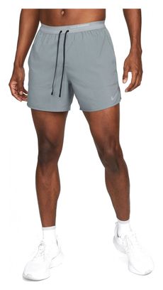 Short Nike Dri-Fit Stride Gris