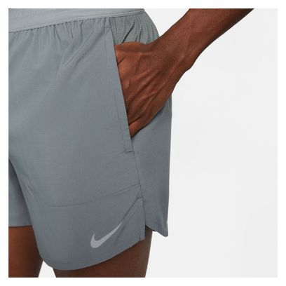 Nike Dri-Fit Stride Shorts Grau