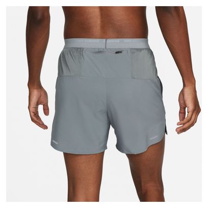 Pantaloncini Nike Dri-Fit Stride grigi