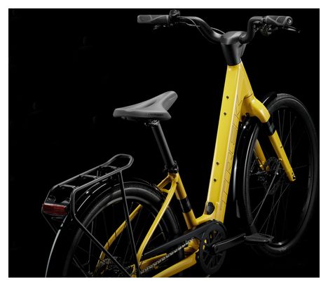 Vélo de Ville Électrique Trek Verve+ 1 Lowstep LT Shimano Acera 8V 27 5'' 250Wh Jaune 2025