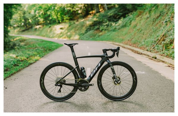 Electric Road Bike BH iAerolight 1.7 Shimano 105 Di2 12V 420Wh 700mm Black 2024