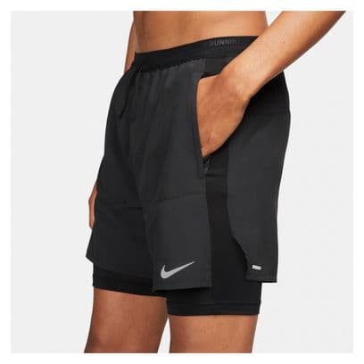 Pantalón corto 2 en 1 Nike Dri-Fit Stride negro