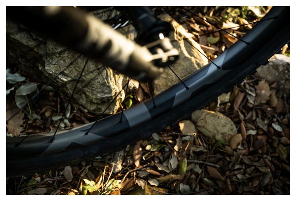 Shimano XTR Enduro WH-M9220 29'' Voorwiel | Boost 15x110 mm | Center Lock