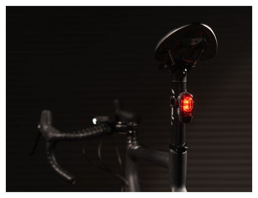 Lezyne Super Drive 1800+ Smart Front / Lezyne KTV Drive Pro Smart Rear verlichtingsset