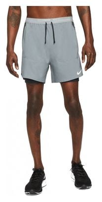 Pantalón corto 2 en 1 Nike Dri-Fit Stride gris